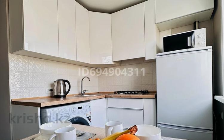 1-комнатная квартира · 35 м² · 3/5 этаж, Абая 61 — Центр, ТРЦ Тайга за 12 000 ₸ в Петропавловске — фото 2