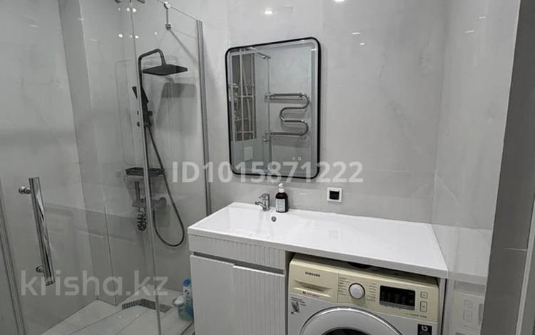 1-бөлмелі пәтер · 43 м² · 2/12 қабат, Кабанбай батыра 40, бағасы: 26.5 млн ₸ в Астане, Есильский р-н — фото 2