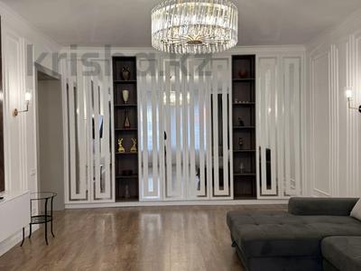 4-комнатная квартира · 177.3 м² · 2/5 этаж, мкр. Алтын орда, мкр.Батыс-2 54Б за 82 млн ₸ в Актобе