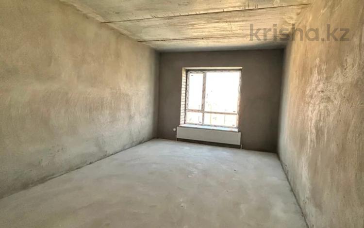 3-комнатная квартира · 120 м² · 10/10 этаж, мкр. Алтын орда за 49.9 млн ₸ в Актобе — фото 2