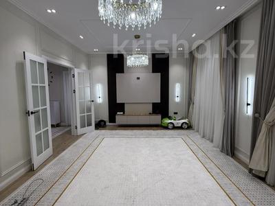 4-комнатная квартира · 133 м² · 5/7 этаж, 27-й мкр 48 за 63.9 млн 〒 в Актау