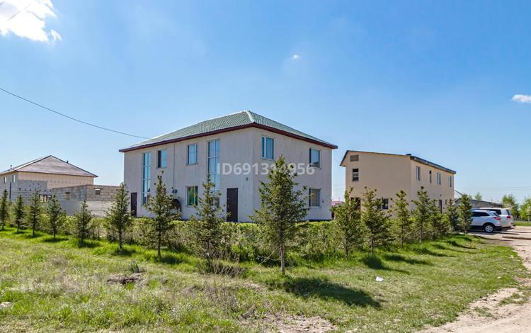 Жеке үй · 10 бөлме · 320 м² · 10 сот., Байтурсынова 49 — 96 разъезд, бағасы: ~ 40 млн 〒 в Астане, Сарыарка р-н — фото 2