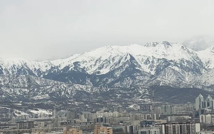 1-комнатная квартира · 30 м² · 17/17 этаж, Ауэзова 2/4 — 1 очередь ! с ключами! ВИД НА ГОРЫ КАК НА ФОТО за ~ 20 млн 〒 в Алматы, Алмалинский р-н — фото 2