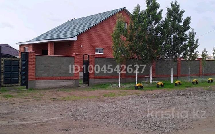Жеке үй · 4 бөлме · 160 м² · 10 жүзд., Талапкер 64, бағасы: 42 млн ₸ в Актобе, жилой массив Акжар-2 — фото 2