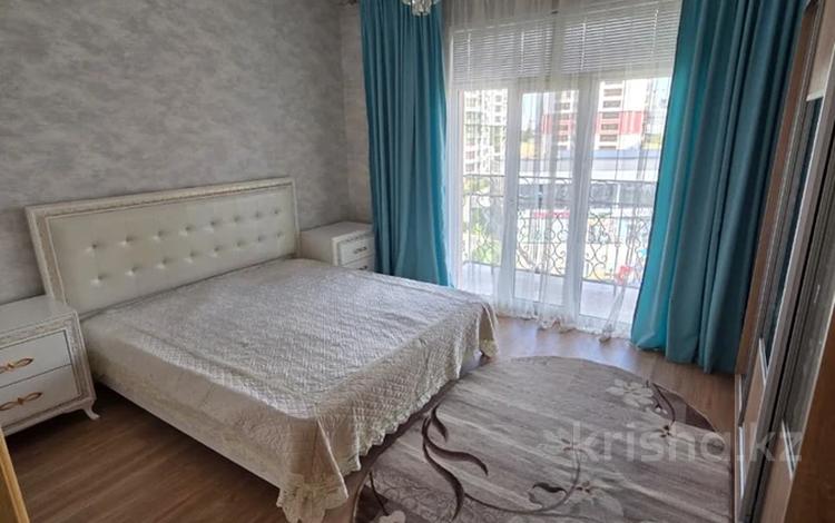 2-бөлмелі пәтер · 55 м² · 3/10 қабат, Төлеметова 50/11, бағасы: 190 000 ₸ в Шымкенте, Абайский р-н — фото 2