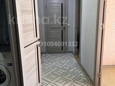 4-комнатная квартира · 70 м² · 4/5 этаж, 10 микрорайон 6 за 30 млн 〒 в Аксае