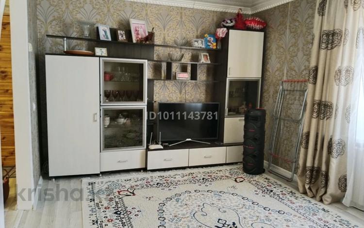 3-комнатная квартира · 69 м² · 2/2 этаж, Булавского 2 за 18 млн ₸ в Акколе — фото 2