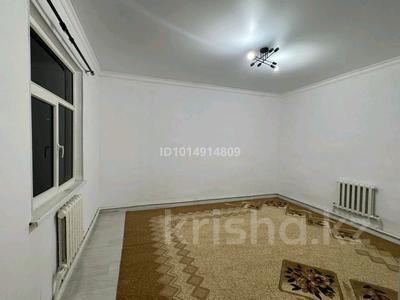 Отдельный дом · 2 комнаты · 50.5 м² · 10 сот., С.о. Аксуатский, село Ж.Махамбетов, улица Каратаева 39 за 10.2 млн ₸ в 