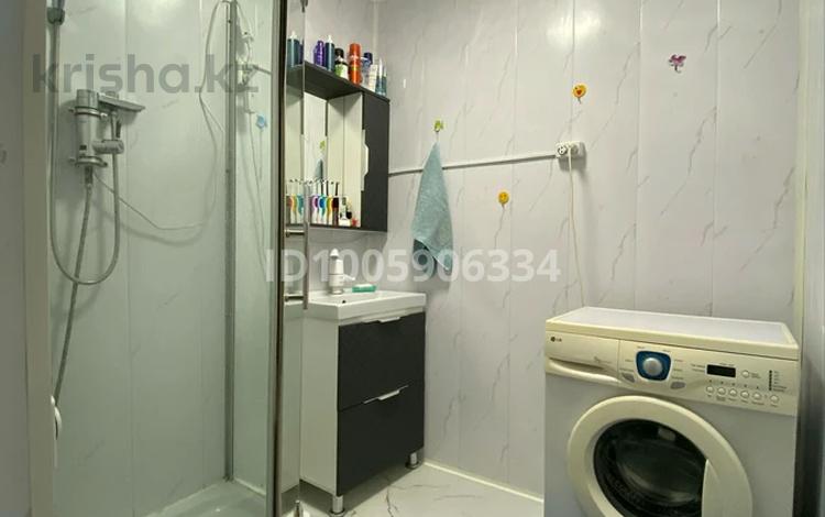 3-бөлмелі пәтер · 58.7 м² · 1/4 қабат, 3 6, бағасы: 16.8 млн ₸ в  — фото 2