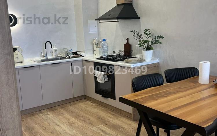 1-комнатная квартира · 55 м² · 2/5 этаж, мкр. Алтын орда за 23 млн ₸ в Актобе — фото 2