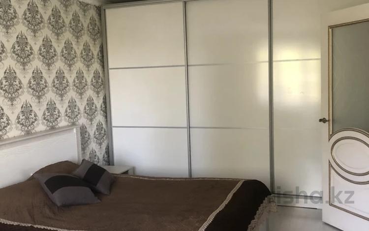 1-комнатная квартира · 32 м², Байзак батыра 182 за 120 000 ₸ в Таразе — фото 2
