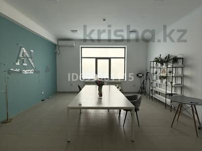 Еркін, кеңселер, қоймалар, сұлулық салондары, білім орталықтары, конференц-залдар, кабинеттер және жұмыс орындары, студиялар · 55 м², бағасы: 220 000 〒 в Шымкенте, Туран р-н