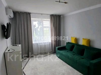 Аренда квартир посуточно в Кызылординской обл.: 2-комнатная квартира · 50 м² · 4/5 этаж, 3 укрепленый 1А — Старого базара за 15 000 〒 2-комнатная квартира · 50 м² · 4/5 этаж, 3 укрепленый 1А — Старого базара за 15 000 〒 в