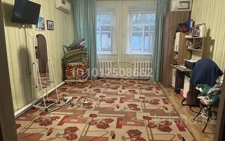 1-комнатная квартира · 23 м² · 1/2 этаж, мкр Мясокомбинат, Джунусова 3 1 за 5 млн ₸ в Уральске — фото 2