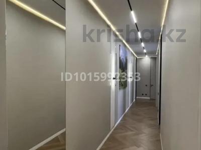 3-комнатная квартира · 86 м² · 5/12 этаж, Жубан Молдагалиев 5 за 70 млн ₸ в Астане, Нура р-н