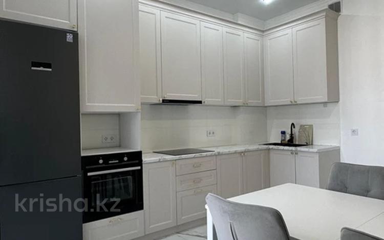 2-комнатная квартира · 70 м² · 7 этаж, Бокейхана 25B за 350 000 ₸ в Астане, Есильский р-н — фото 2