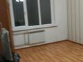 1-комнатная квартира, 42 м², 6/9 этаж помесячно, мкр Аксай-4 28 за 190 000 〒 в Алматы, Ауэзовский р-н — фото 3