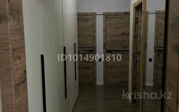 2-бөлмелі пәтер · 64.5 м² · 1/5 қабат, Алтын орда ш/а. 360а — мангилик ел, бағасы: 32 млн ₸ в Актобе, мкр. Алтын орда — фото 3