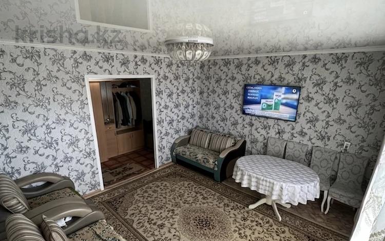 2-бөлмелі пәтер · 56 м² · 2/5 қабат, Первомайская, бағасы: 21.5 млн ₸ в Семее — фото 2