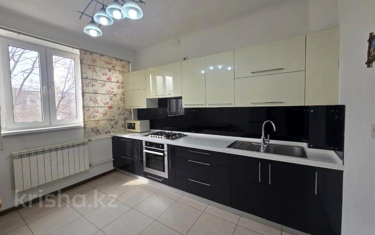 2-бөлмелі пәтер · 61 м² · 4/9 қабат, мкр Аксай-2 — Момышулы - Елемесова, бағасы: 37.5 млн ₸ в Алматы, Ауэзовский р-н — фото 2