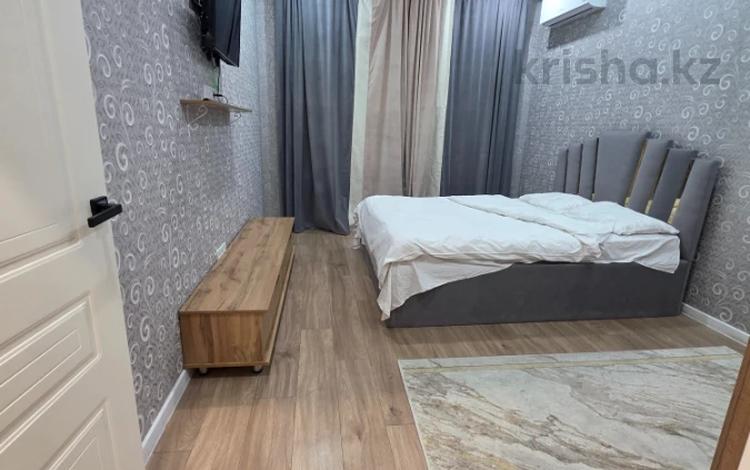 1-бөлмелі пәтер · 40 м² · 3/9 қабат, Нұрсәт ш/а, Аргынбекова/VIVA 128 — АРГЫНБЕКОВА ШКОЛА 132/ АКИМАТ, бағасы: 23.5 млн ₸ в Шымкенте, Каратауский р-н — фото 2