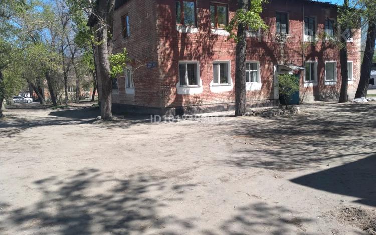 2-бөлмелі пәтер · 38.3 м² · 1/2 қабат, Дастенова 42 — Напротив 9 школы, бағасы: 10.5 млн ₸ в Семее — фото 3