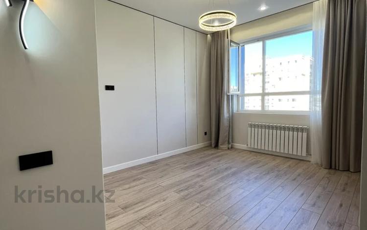 1-бөлмелі пәтер · 38 м² · 5/12 қабат, Ракымжан Кошкарбаев 54, бағасы: 27.5 млн ₸ в Астане, Сарайшык р-н — фото 2