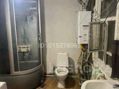 Жеке үй · 3 бөлме · 70 м² · 5 жүзд., Навои 168 — Навои черепанова, бағасы: 300 000 ₸ в Алматы, Бостандыкский р-н