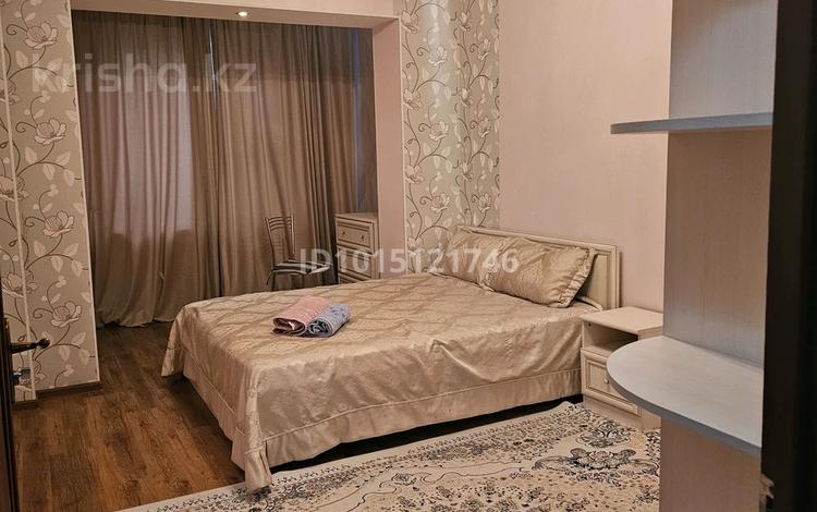 2-бөлмелі пәтер · 60 м² · 2/5 қабат, 28-ш/а. 17 — Б/Ц Акжелкен, бағасы: 12 000 ₸ в Актау, 28-й мкр — фото 2