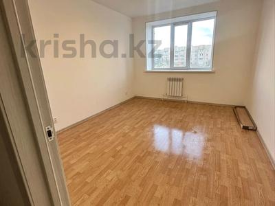 2-комнатная квартира, 60 м², 4/5 этаж, Новаторная за 28.5 млн 〒 в Петропавловске