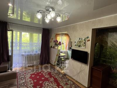 2-комнатная квартира, 45 м², 2/5 этаж, Бурова 37 за 15.5 млн 〒 в Усть-Каменогорске