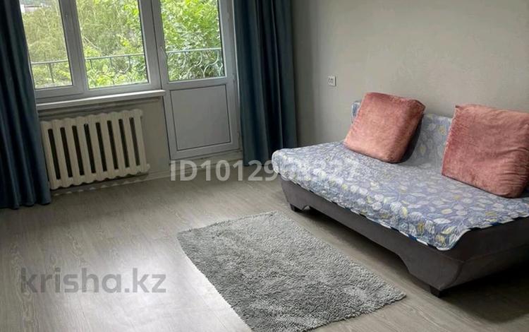 1-комнатная квартира · 31 м² · 5/5 этаж, мкр Самал-3, Самал-3 ш/а. за 280 000 ₸ в Алматы, Медеуский р-н — фото 2