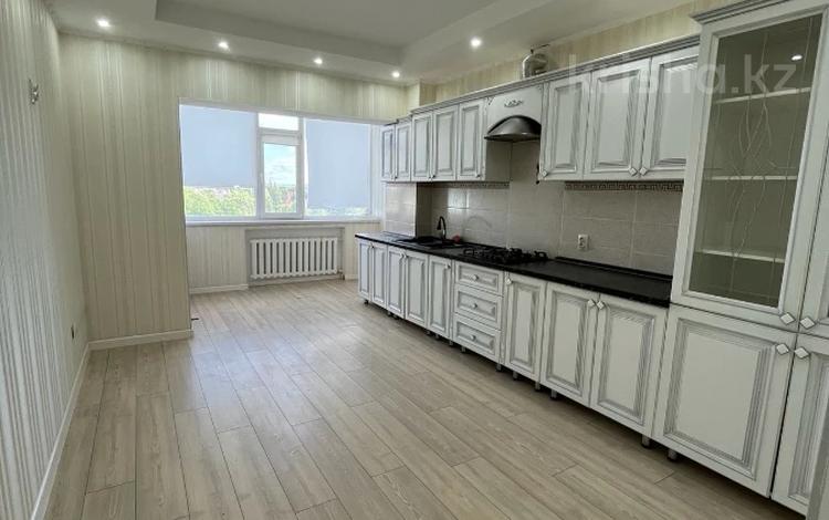 4-комнатная квартира · 143 м² · 5/6 этаж, Актобе, улица Келешек за 40 млн ₸ — фото 6