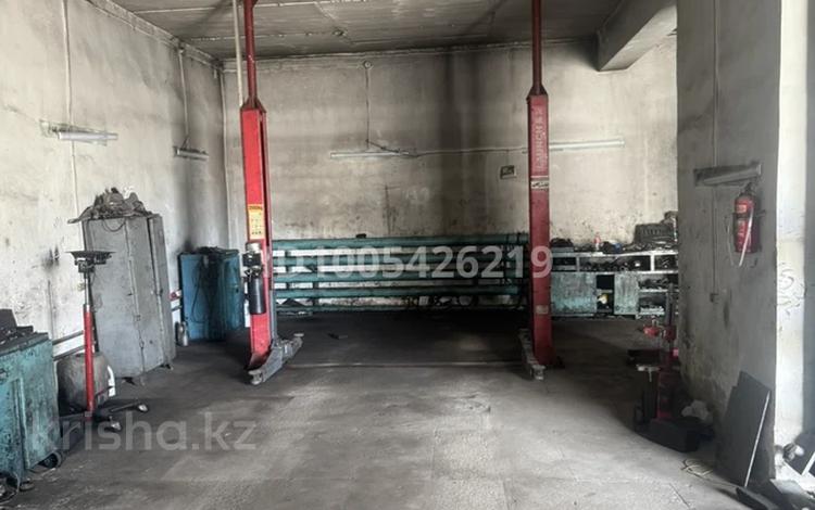 Жқб, автосервистер мен көлік жуу · 50 м², бағасы: 200 000 ₸ в Семее — фото 9
