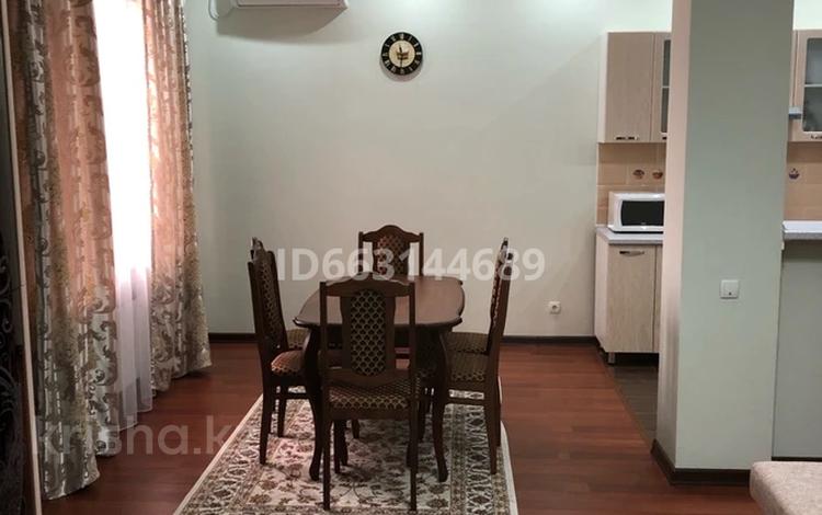 3-комнатная квартира · 96 м² · 3/3 этаж, Мамекулы 126 за 300 000 ₸ в Атырау — фото 2