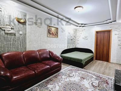 2-комнатная квартира, 50 м², 1/5 этаж посуточно, Абая 51 — Алтынсарина за 15 000 〒 в Петропавловске