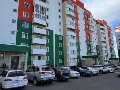 3-бөлмелі пәтер · 81.5 м² · 5/9 қабат, Аль фараби 40, бағасы: 30 млн ₸ в Усть-Каменогорске