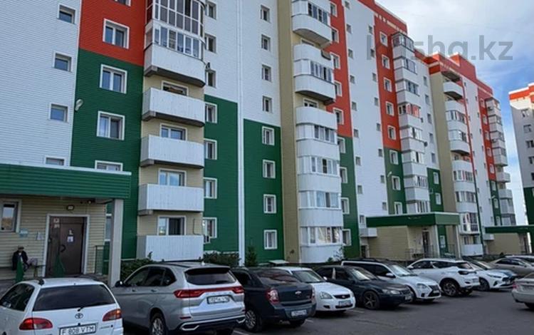 3-комнатная квартира · 81.5 м² · 5/9 этаж, Аль фараби 40 за 30 млн ₸ в Усть-Каменогорске — фото 2