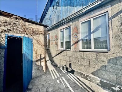 Отдельный дом · 4 комнаты · 72.8 м² · 6 сот., мкр Новый Город, Гарибальди 10 за ~ 22.4 млн ₸ в Караганде, Казыбек би р-н