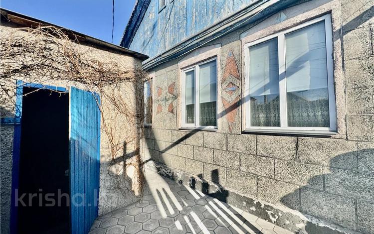 Отдельный дом · 4 комнаты · 72.8 м² · 6 сот., мкр Новый Город, Гарибальди 10 за ~ 22.4 млн ₸ в Караганде, Казыбек би р-н — фото 2
