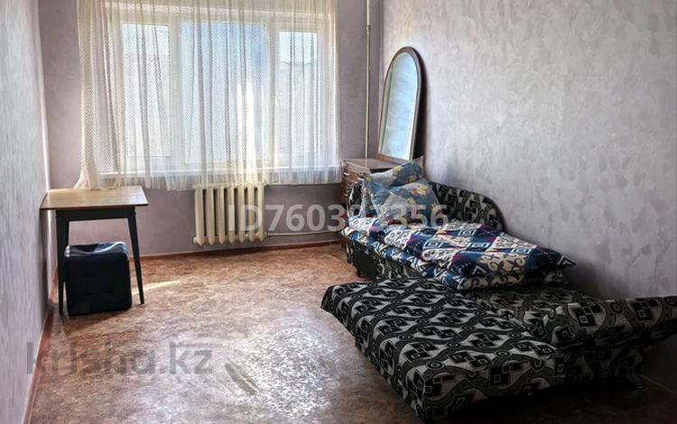 2-комнатная квартира · 67 м² · 3/5 этаж, Привокзальный 8а — Рынок Мурагер за 140 000 ₸ в Атырау, мкр Привокзальный-3А — фото 2