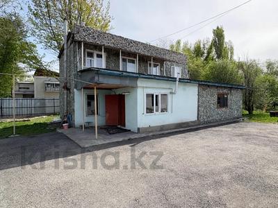 Отдельный дом · 5 комнат · 132 м² · 10 сот., Акын Сара 18 за 20 млн 〒 в Талдыкоргане