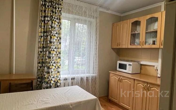 2-комнатная квартира, 55 м², 1/5 этаж помесячно, Розыбакиева 248 за 280 000 〒 в Алматы, Бостандыкский р-н — фото 2