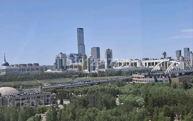 3-бөлмелі пәтер · 110.2 м² · 10/11 қабат, Момышулы 2в, бағасы: 55 млн ₸ в Астане, Алматы р-н — фото 2
