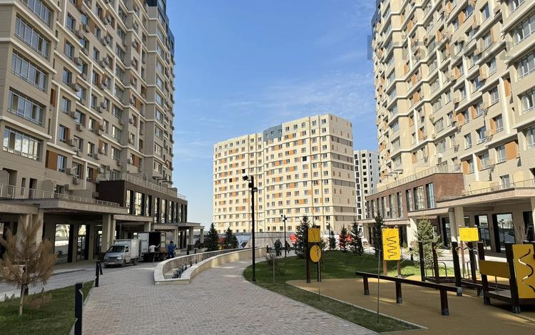 3-комнатная квартира, 108.3 м², 3/8 этаж, Жандосова 94А за 60.5 млн 〒 в Алматы, Бостандыкский р-н — фото 2