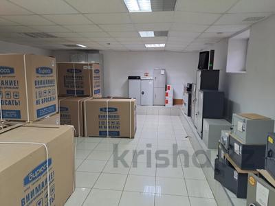 Свободное назначение, магазины и бутики, склады, салоны красоты, медцентры и аптеки, образование · 283 м² за 108 млн 〒 в Костанае