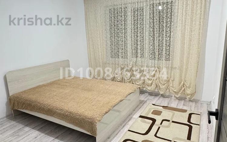 2-комнатная квартира · 62 м² · 3/5 этаж, мкр Улы Дала 129 за 130 000 ₸ в Таразе — фото 2