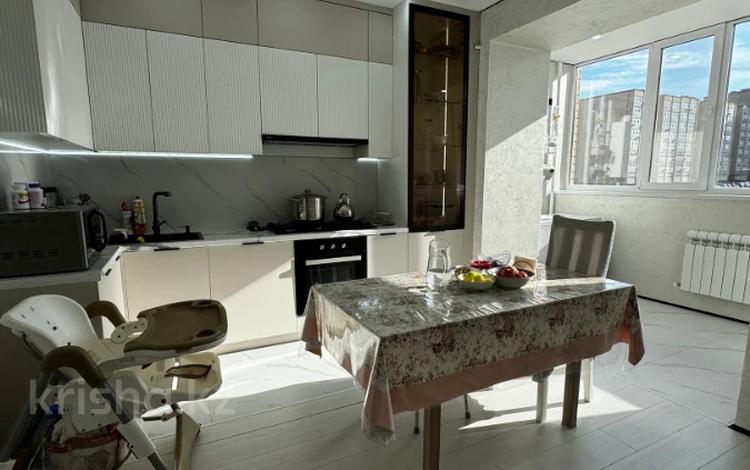 4-комнатная квартира · 143.3 м² · 2/5 этаж, мкр. Алтын орда за 72 млн ₸ в Актобе — фото 4