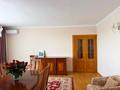 3-бөлмелі пәтер · 142 м² · 6/9 қабат, Самал-3 ш/а., Мендикулова 21 — Аль-Фараби, бағасы: 111 млн ₸ в Алматы, Медеуский р-н — фото 3