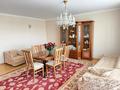 3-бөлмелі пәтер · 142 м² · 6/9 қабат, Самал-3 ш/а., Мендикулова 21 — Аль-Фараби, бағасы: 111 млн ₸ в Алматы, Медеуский р-н